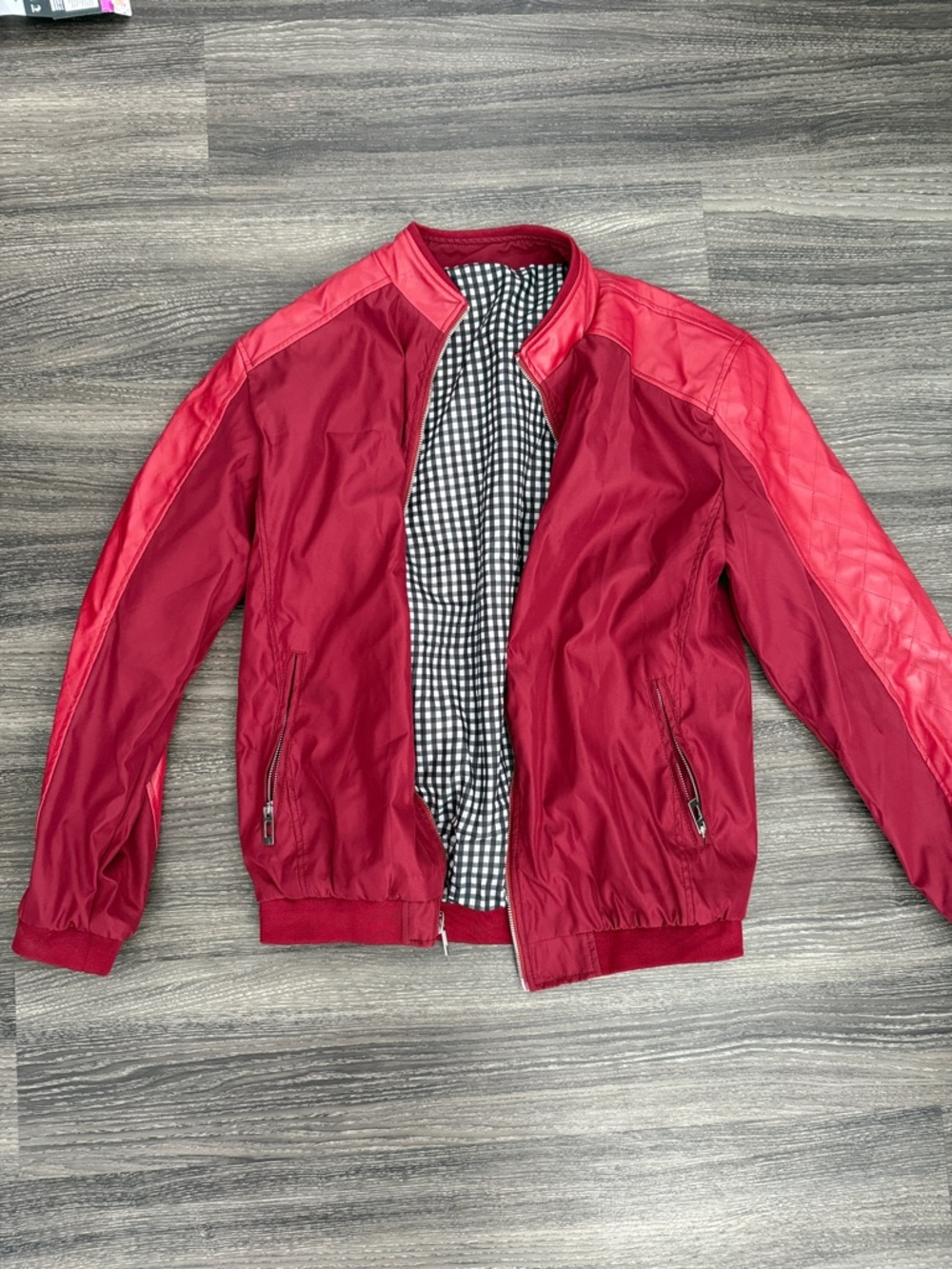 Men's Red Bomber Jacket L with Quilted Shoulder Accents
